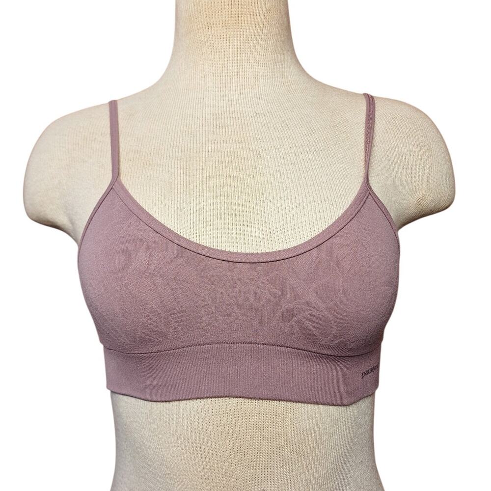 Patagonia Barely Everyday Bra Mauve featuring thin spaghetti straps pink size s